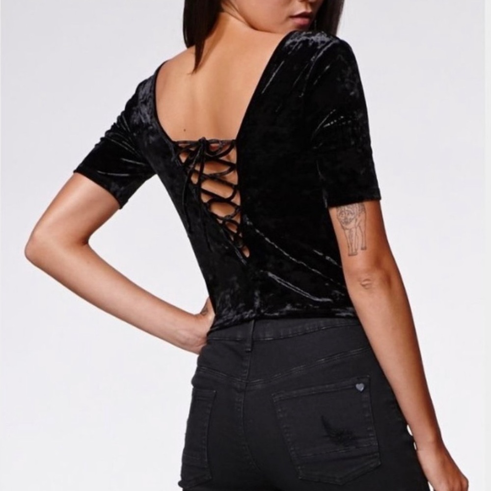 NWOT Kendall&Kylie Velvet Crop